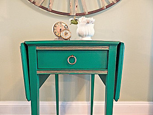 Emerald side table by The Modage Cottage.