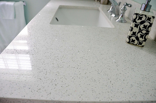 Quartz countertop on bathroom vanity by sk/flickr