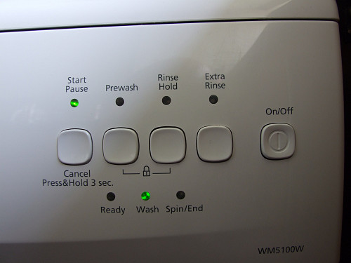 washer controls Rogan Josh/morgueFile  