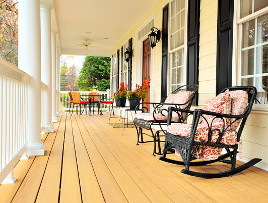 Photo of rattan and iron porch furniture by Cardmaverick/istockphoto.com.